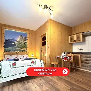Wesoła - Krupówki 37a , Zakopane Polska